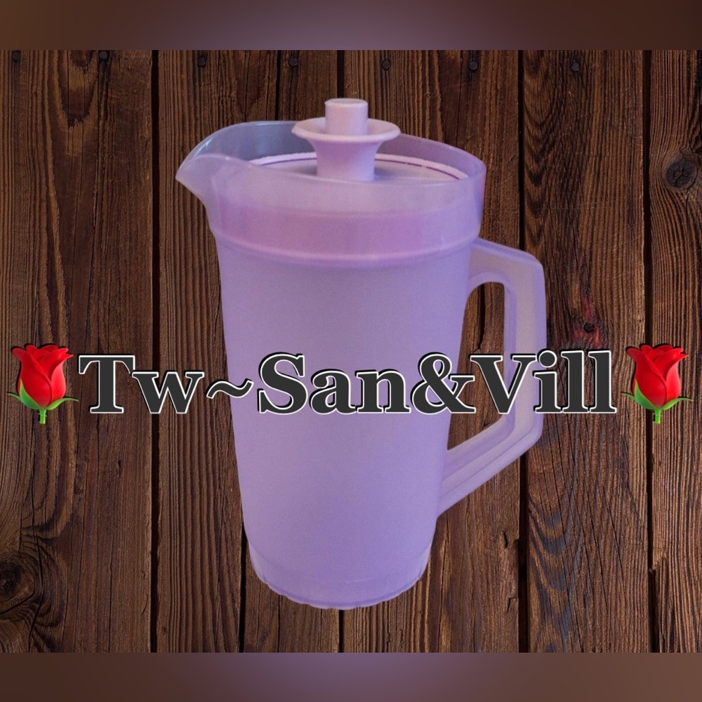 NEW! TUPPERWARE KIDS MINI TOY PITCHER